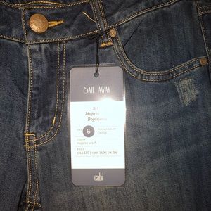 5165 Mojave Slim Boyfriend jeans